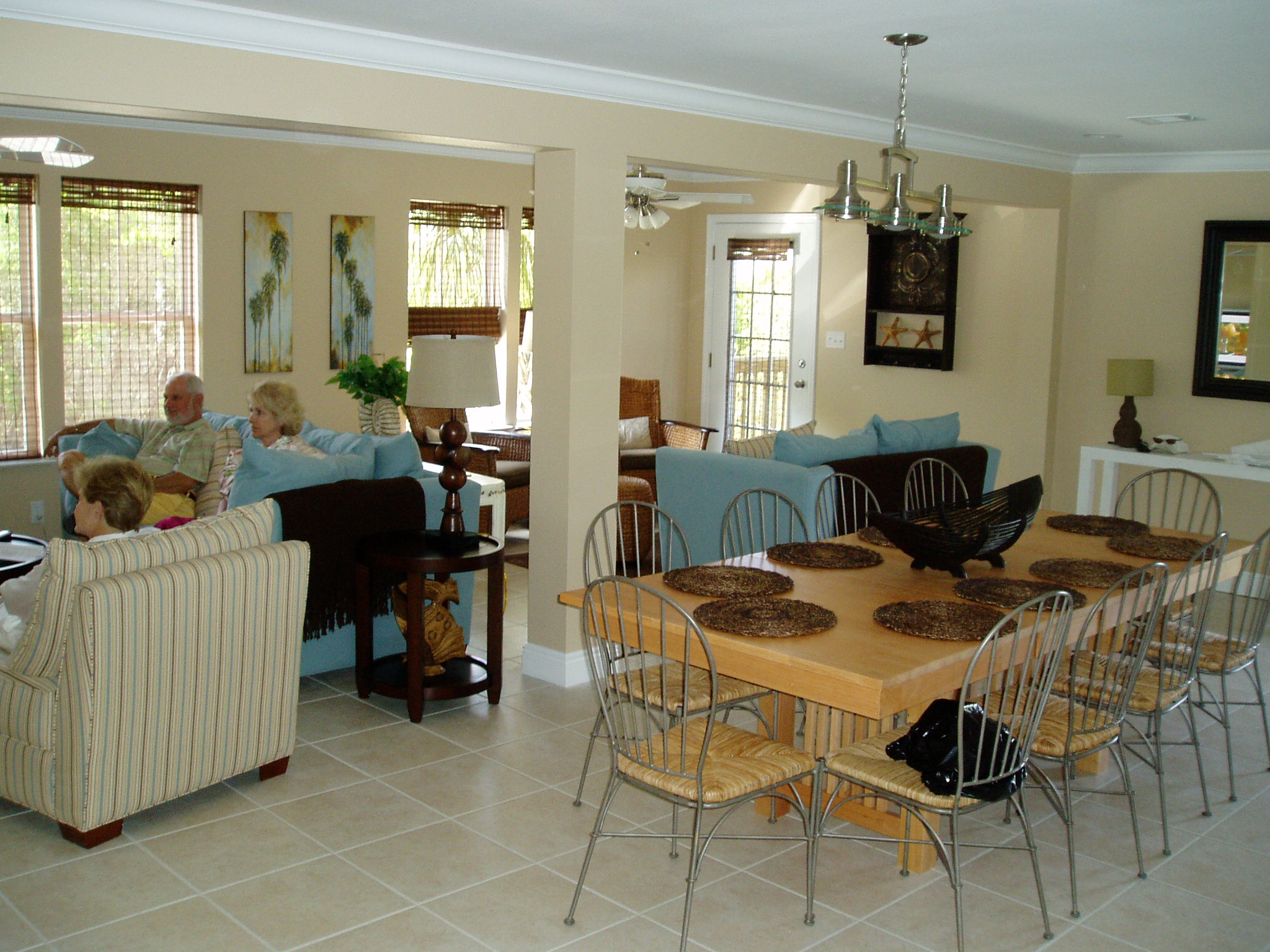 inside.jpg